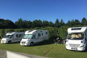 A35 Sindal Camping - Wohnmobile auf Stellplätzen