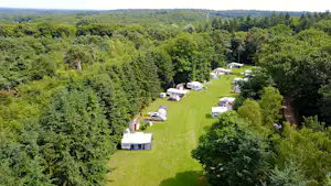 Übersicht auf den Campingplatz Aan Veluwe in Oosterbeek aus der Vogelperspektive
