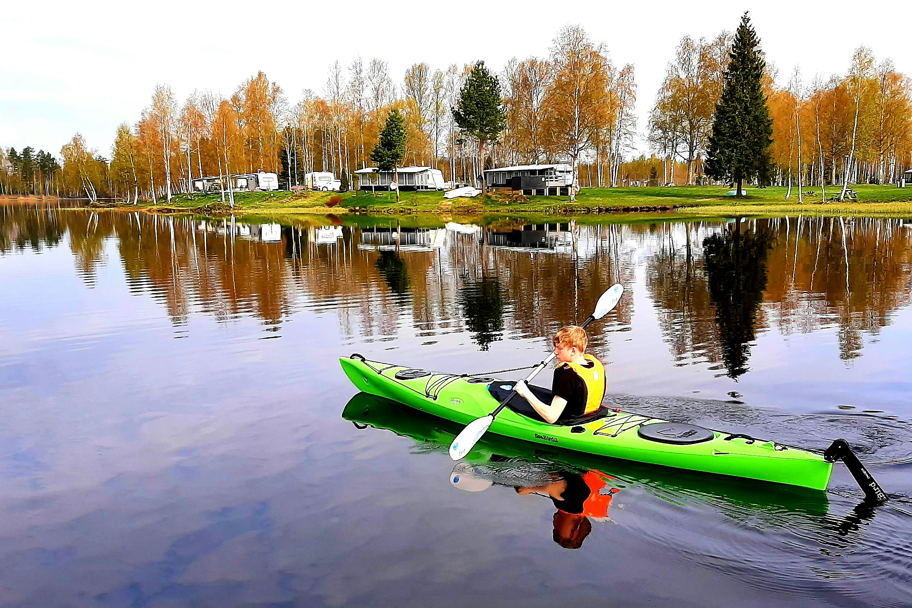 Värmlands Sjö och Fjäll Camping  Abbas Camping - Kajakfahren als Freizeitaktivität auf dem Campingplatz