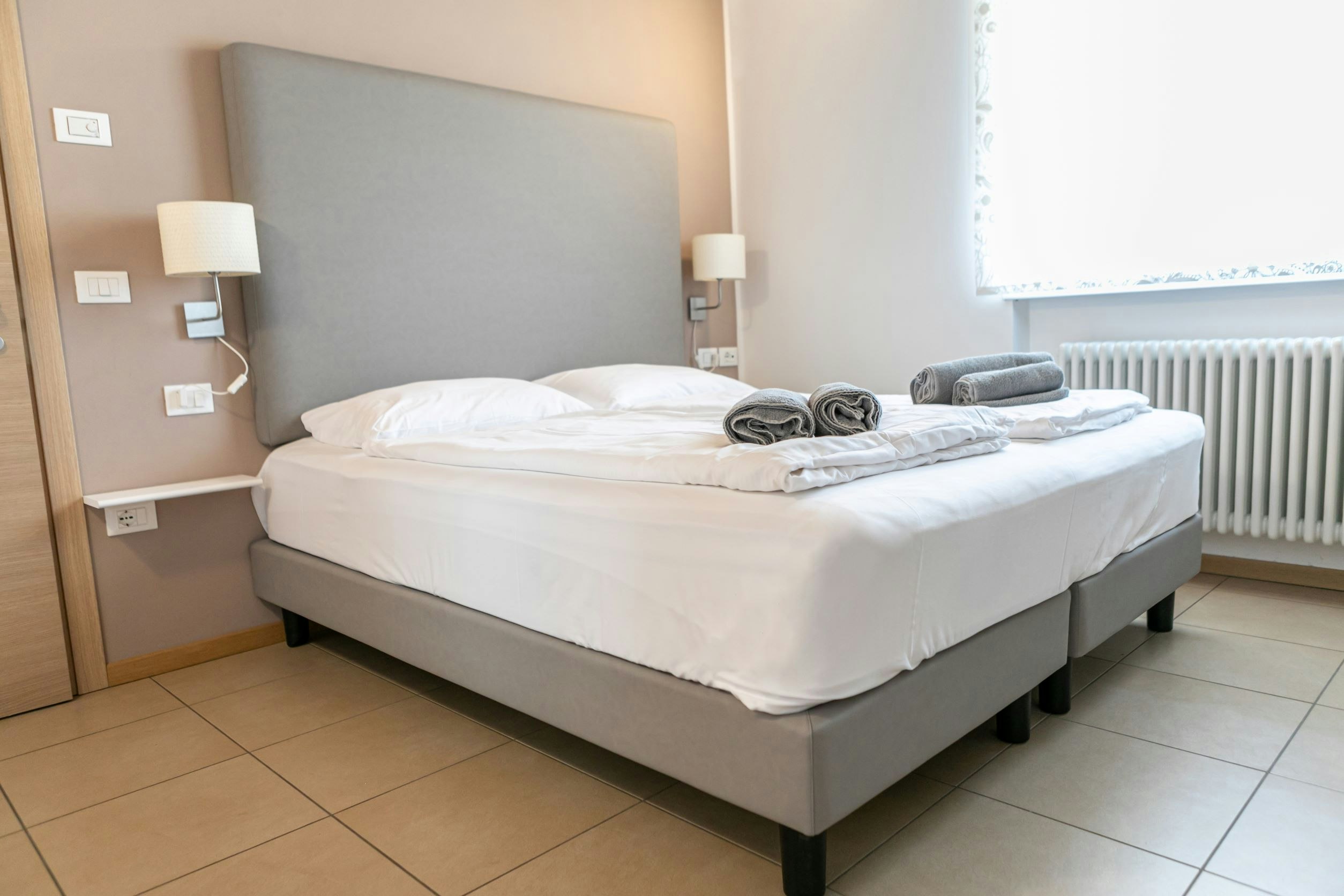 Ab&c Arco Bed and Camping