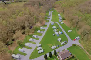 Abermarlais Caravan Park - Campingplatz aus der Vogelperspektive