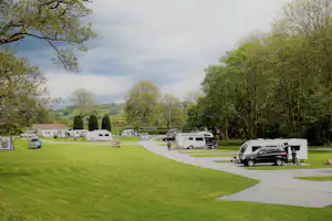 Abermarlais Caravan Park - Wohnwagenstellplätze im Grünen auf dem Campingplatz