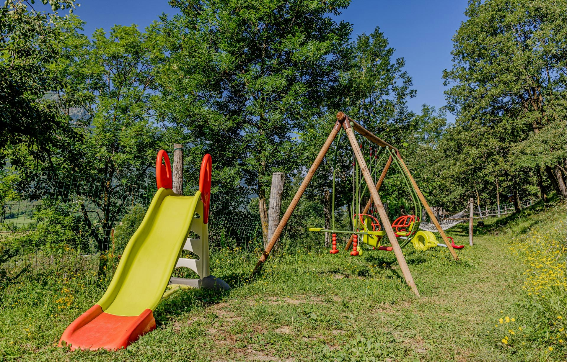 Agricampeggio Mac a pè  Agricampeggio Mac a pe'  - Kinderspielplatz auf dem Campingplatz
