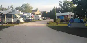 Agricampeggio Oro Verde - Wohnmobil- und Wohnwagenstellplätze auf dem Campingplatz