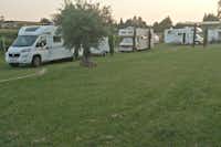 Agricampeggio Oro Verde - Wohnmobil- und  Wohnwagenstellplätze auf dem Campingplatz