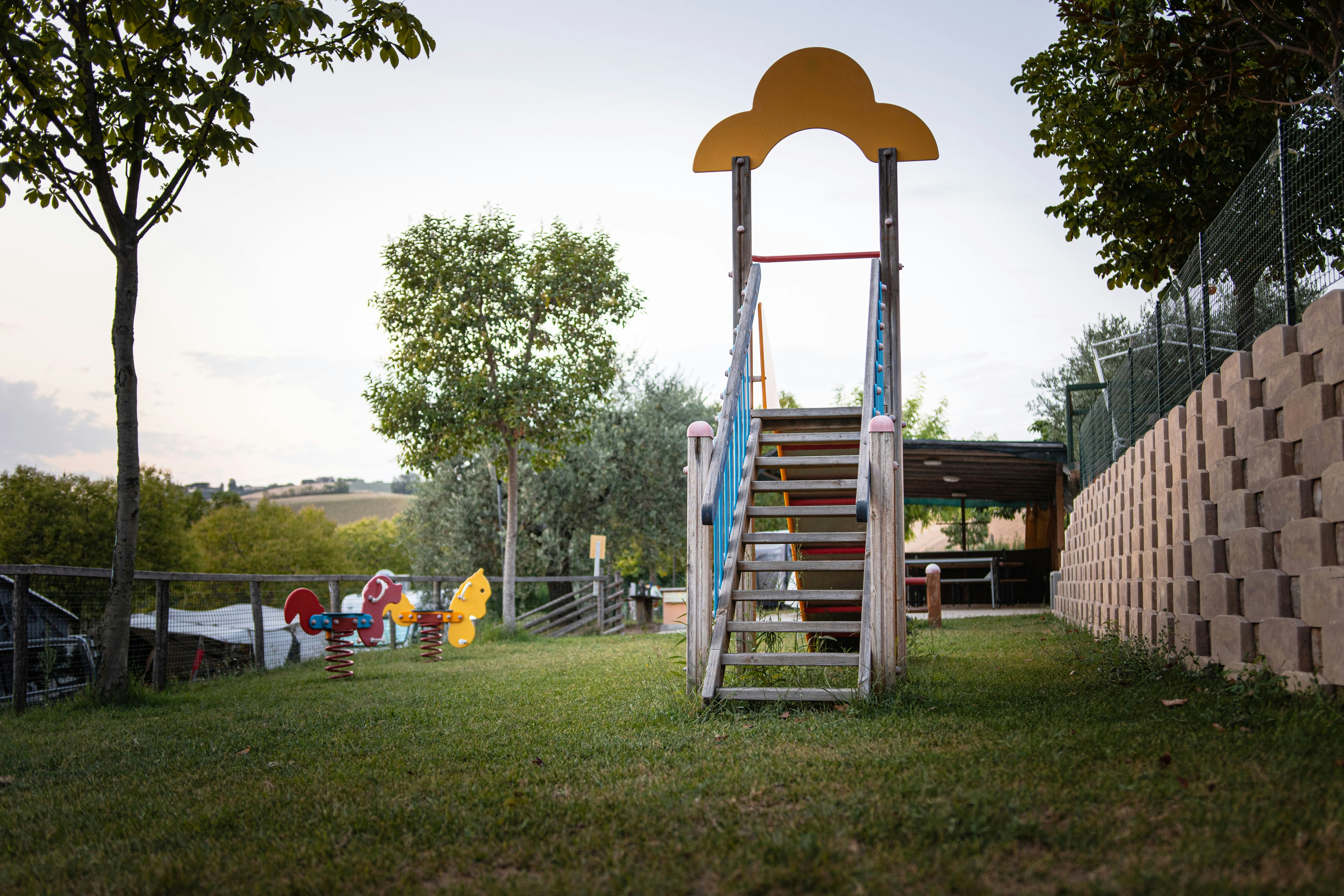 Agricamping Tramonto Rosso - Spielplatz auf dem Campingplatz