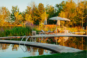 Agriturismo Tenuta Regina - Naturbadesee auf dem Campingplatz