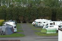 Aird Donald Caravan Park - Blick auf Standplatze für Wohnwagen