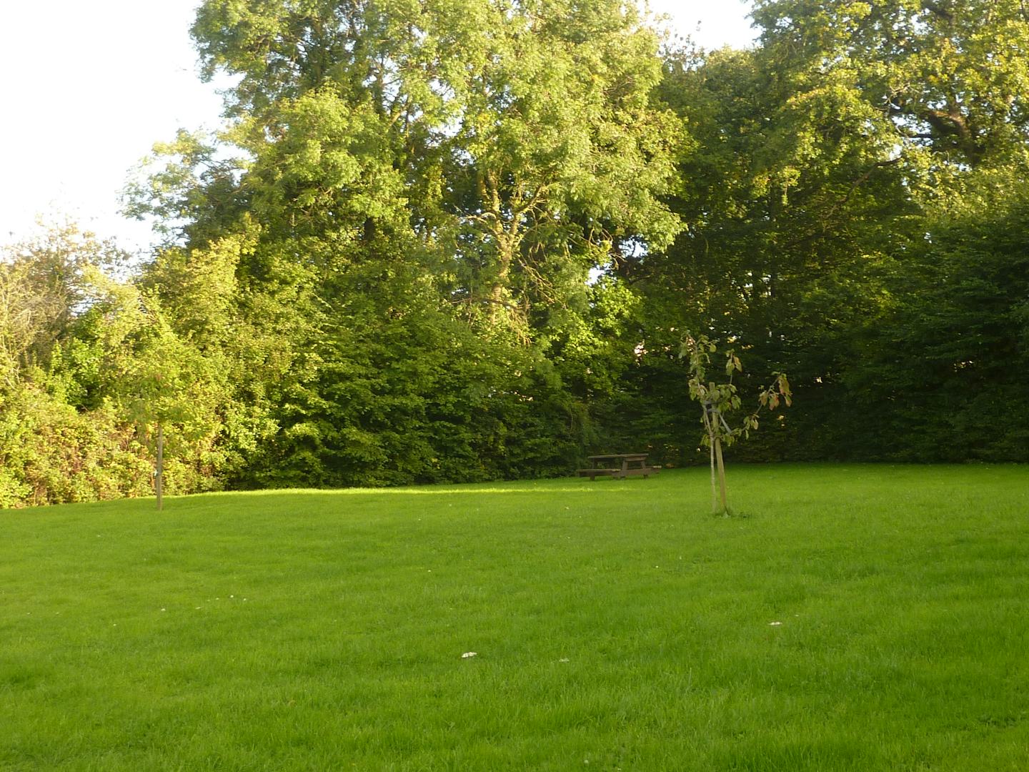 Aire Naturelle de camping Clos Vert