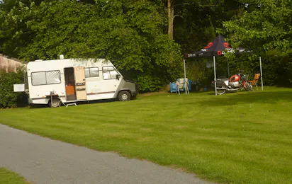 Aire Naturelle de camping Clos Vert