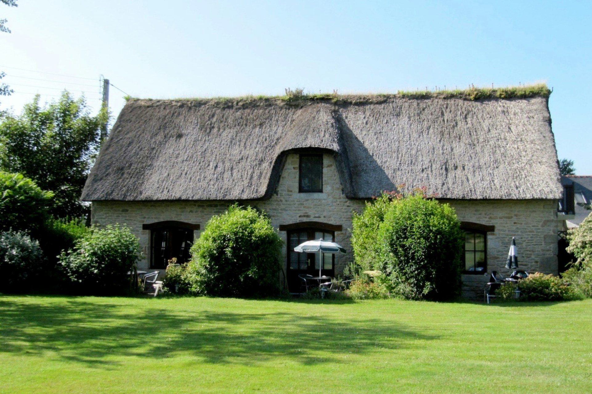 Aire Naturelle de Camping Vert Keraluic - Blick auf das Gebäude auf dem Campingplatz