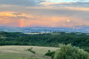 Camping Ferme de Simondon Aire Naturelle Simondon - Ausblick auf Regenbogen