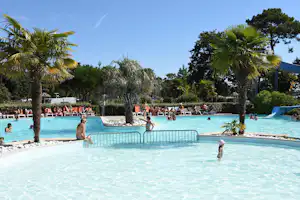 Airotel les Viviers - Pool mit Kinderbecken auf dem Campingplatz