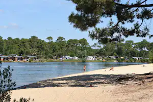 Airotel les Viviers - Strand vom Campingplatz an der Bucht Bassin d’Arcachon