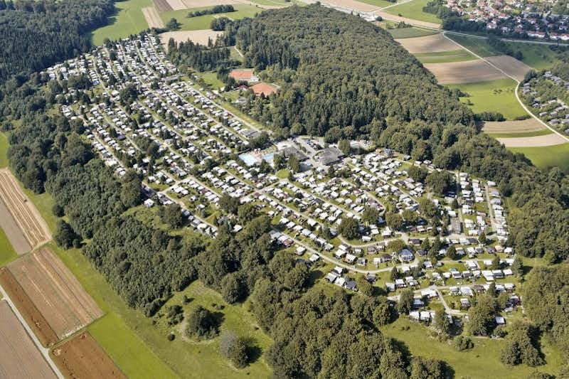 Alb-Camping Westerheim - Campingplatz aus der Vogelperspektive