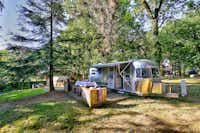 Albirondack Parc - Airstream wohnwagen auf dem Campingplatz