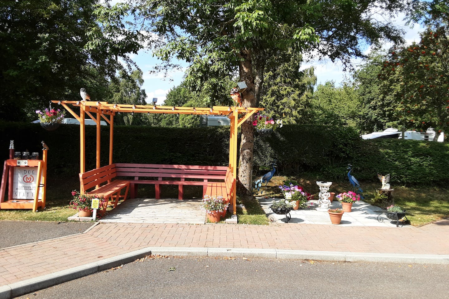 Alderstead Heath Caravan Club Site