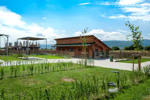 Alliance Glamping & Hotel - Leere Stellplätze