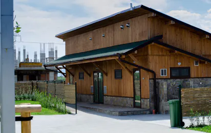 Alliance Glamping & Hotel