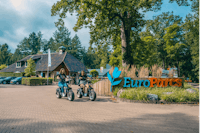 EuroParcs De Utrechtse Heuvelrug  Allurepark Laag Kanje - Eingang des Campingplatzes