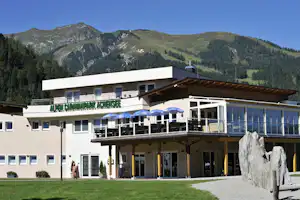 Alpen-Caravanpark Achensee - Restaurant Terrasse