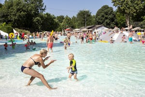 hu Altomincio Village