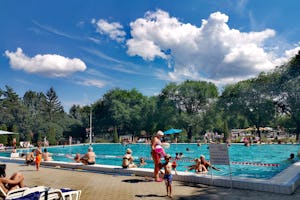 Andrástermál Camping - Freibad auf dem Campingplatz