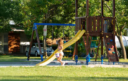 Aranypart Camping & Apartments