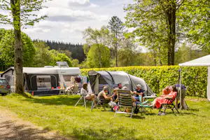 Ardennen Camping Bertrix - Wohnmobil- und Wohnwagenstellplätze im Grünen