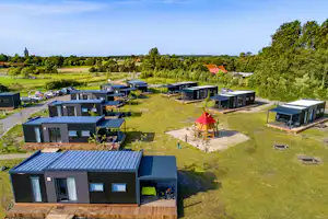 Camping De Pekelinge Ardoer Camping De Pekelinge - Luftaufnahme der Mobilheime auf dem Campingplatz