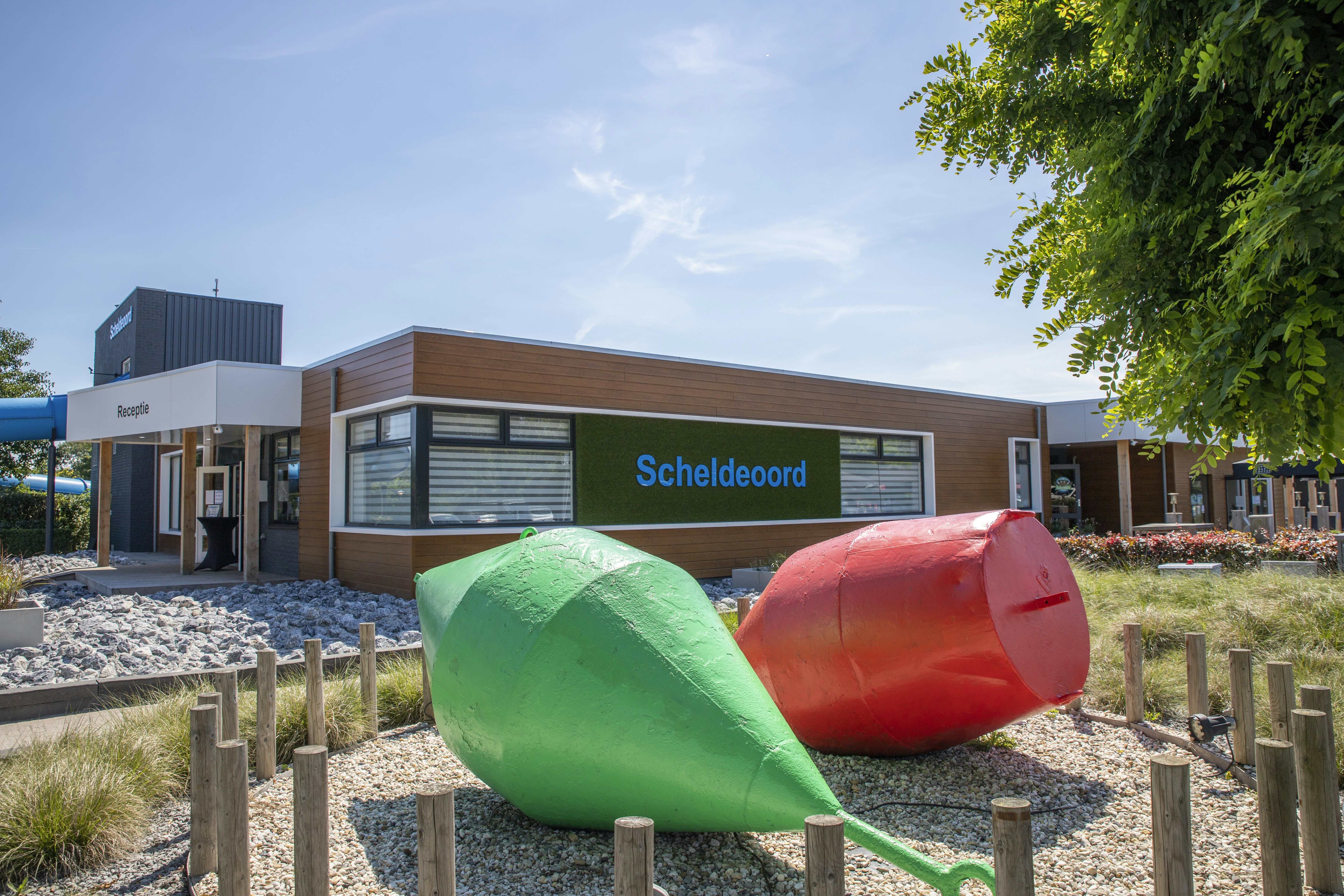 Ardoer Comfortcamping Scheldeoord - Außenansicht Rezeption Campinplatz