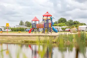 Ardoer Vakantiepark 't Akkertien Ardoer Vakantiepark 't Akkertien op de Voorst - Kinderspielplatz auf dem Campingplatz