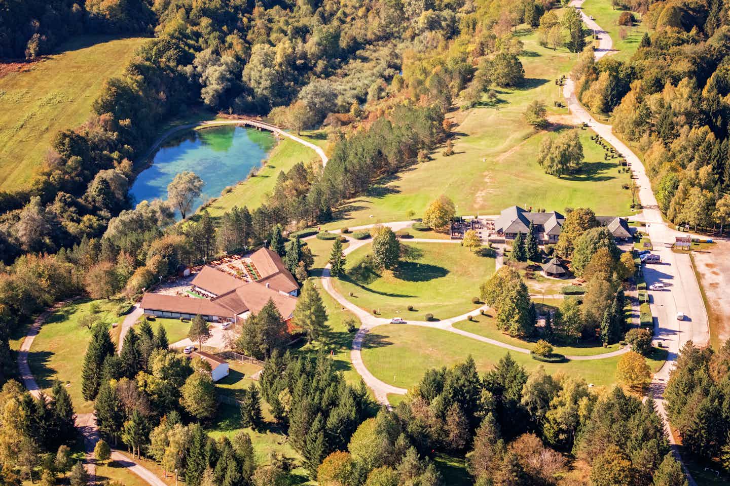 Campsite Korana - Campingplatz aus der Vogelperspektive