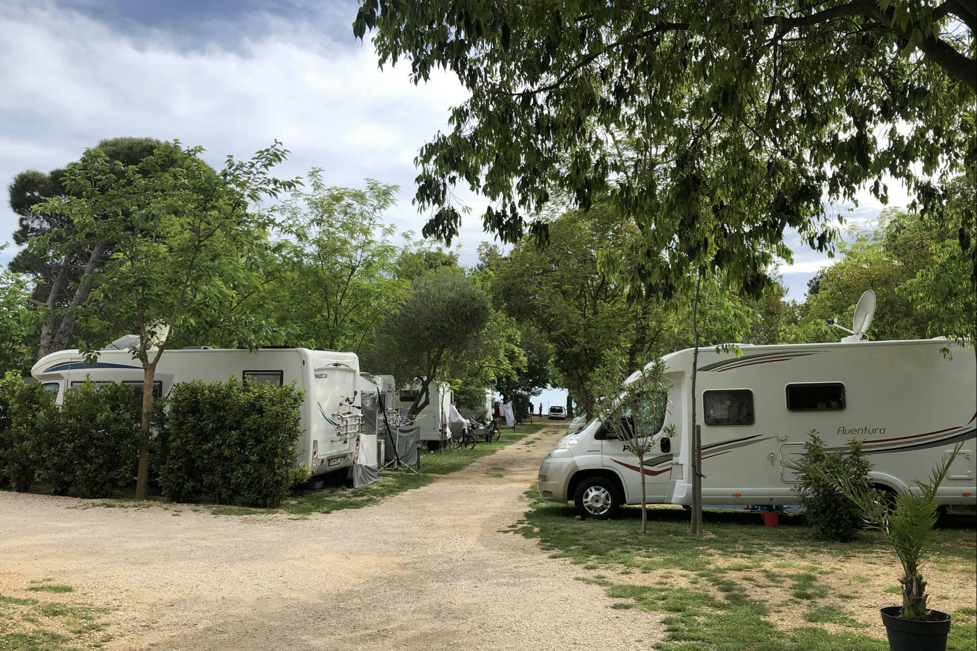 Autocamp Moče - Wohnmobil- und Wohnwagenstandplätze auf dem Campingplatz