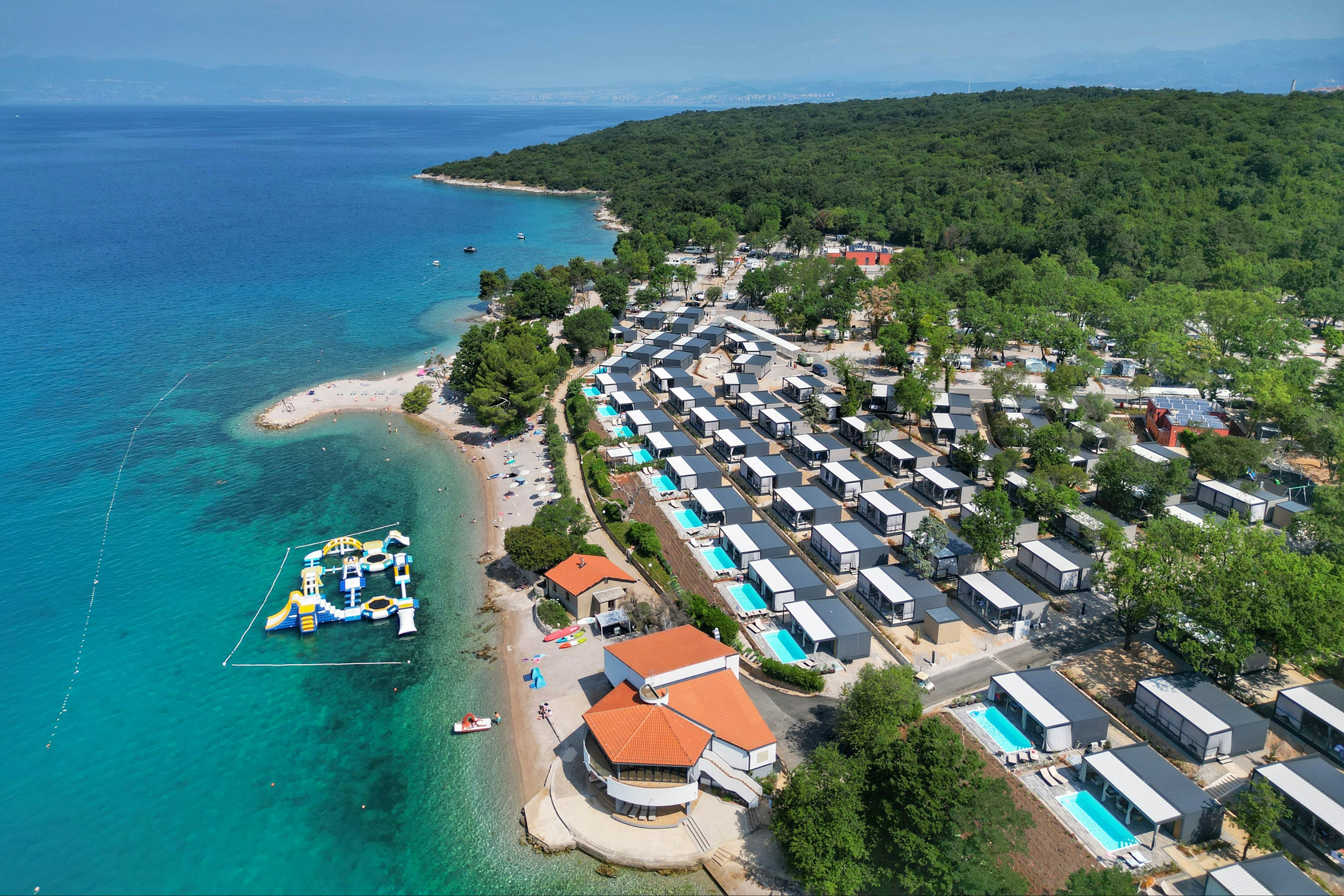 Aminess Style Camping Atea Resort  - Luftaufnahme des Campingplatzes am Meer