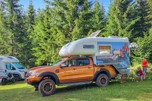 Autocamp Razvršje - Standplätze im Grünen auf dem Campingplatz