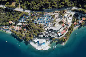 Autocamp Uvala Borova - Campingplatz am Meer aus der Vogelperspektive
