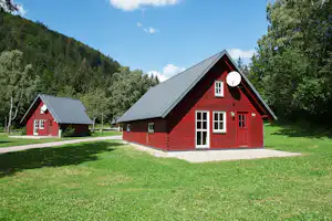 Base Camp Medvědín Autocamping Špindlerův Mlýn - Mobilheime im Grünen