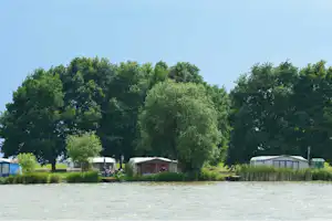 Autocamping Rozkoš - Wohnwagen- und Zeltstellplatz vom Campingplatz am See