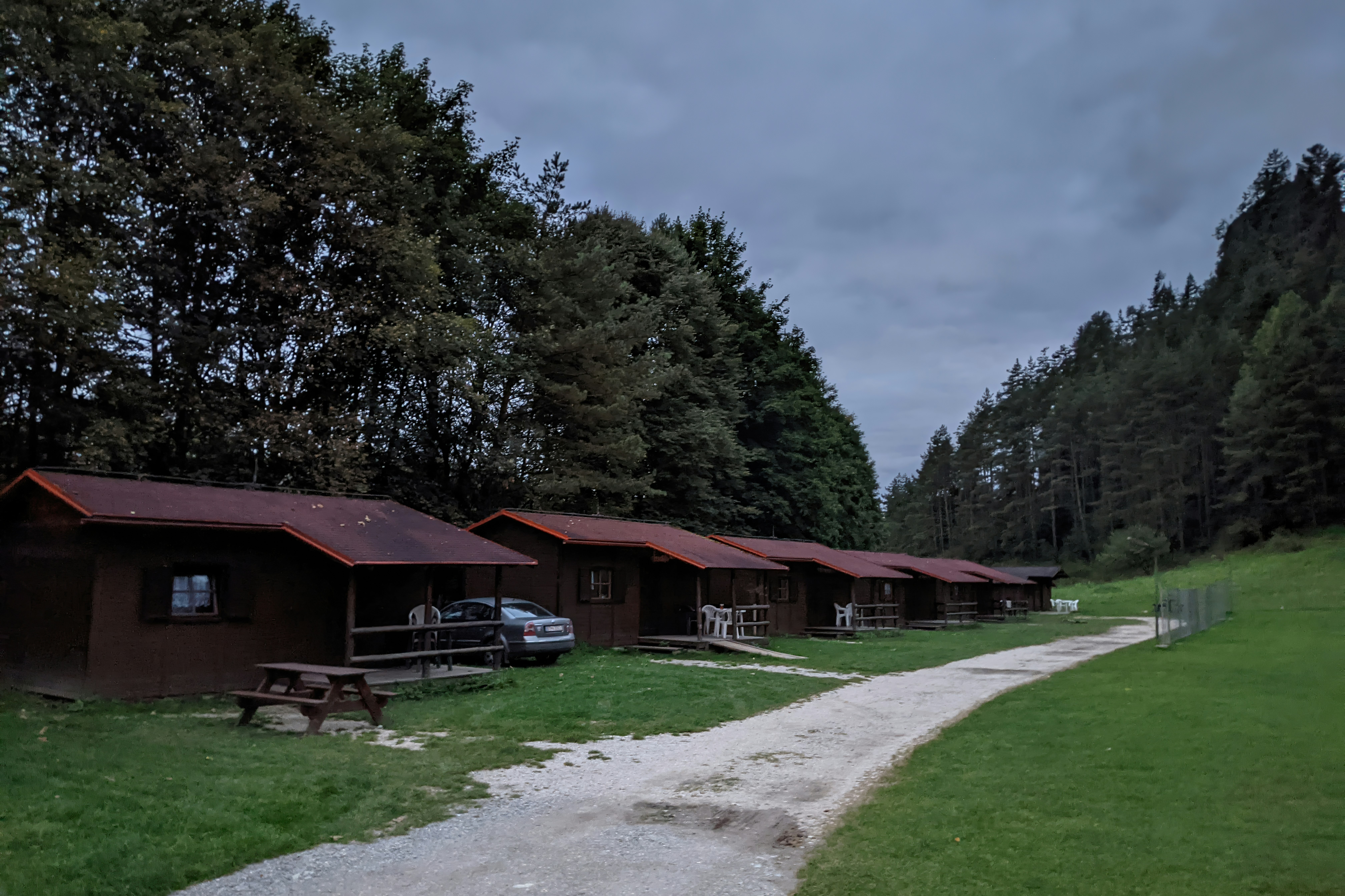 Autocamping Slnečné Skaly  - Mobilheime mit Veranda auf dem Campingplatz