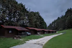 Autocamping Slnečné Skaly - Mobilheime mit Veranda auf dem Campingplatz