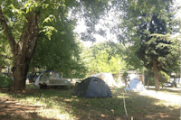 Autokamp Otesevo - Zeltplätze auf der Wiese