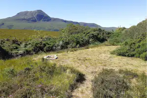 Badrallach Bothy and Campsite - Campingplatz umgeben von Natur
