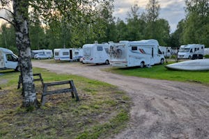 Badsta Camping - Wohnmobilstandplätze auf dem Campingplatz