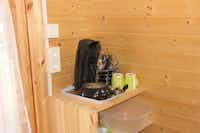Bären-Camp  - Kaffeeküche im Mobilheim vom Campingplatz