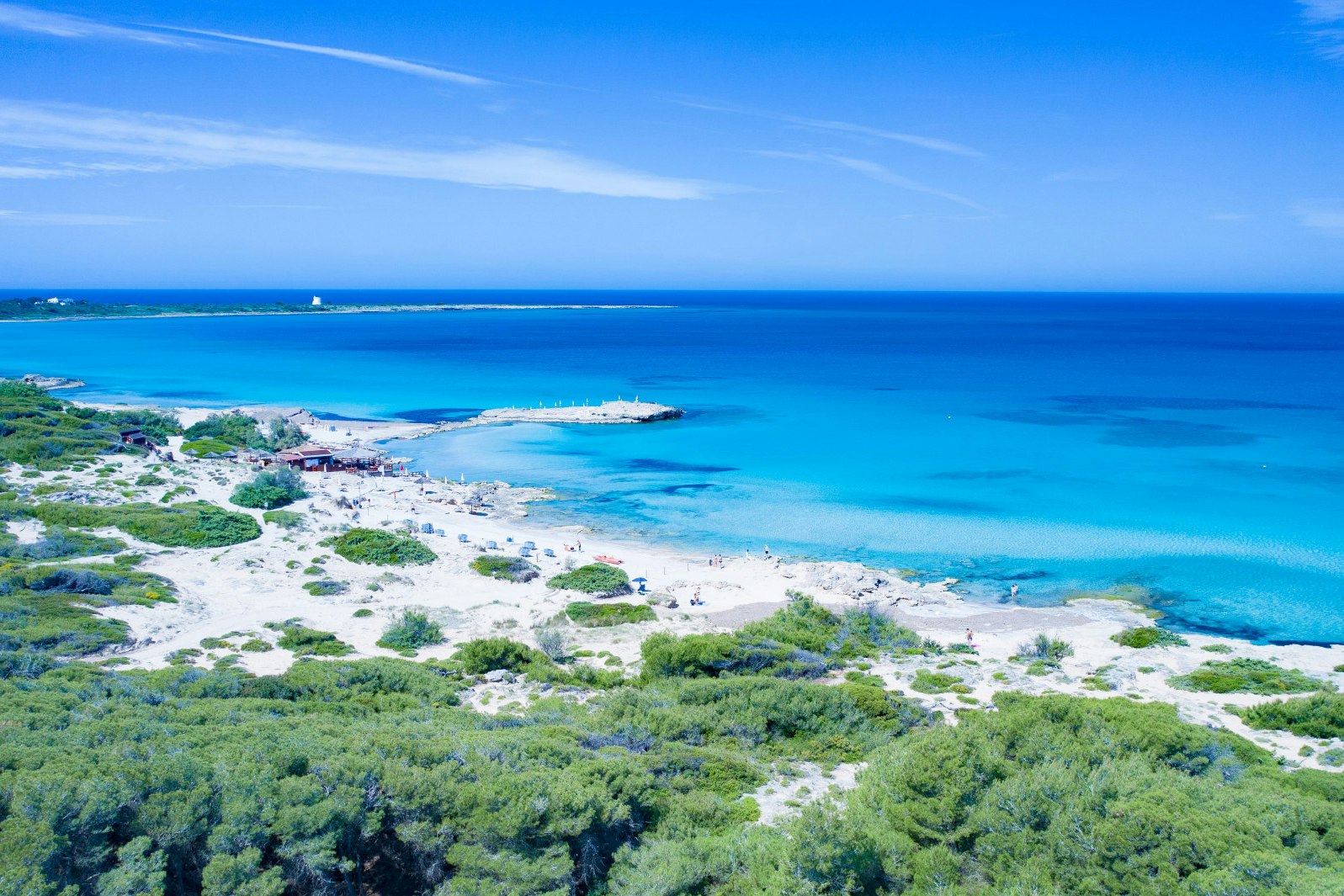 Baia di Gallipoli Camping Resort  Baia di Gallípoli Camping Resort - Luftaufnahme des Strandes