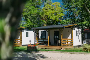 Balatontourist Camping Naturist Berény - Mobilheime auf dem Campingplatz