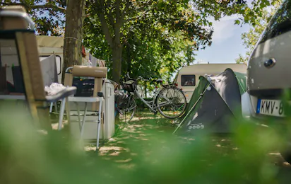 Balatontourist Camping Strand-Holiday