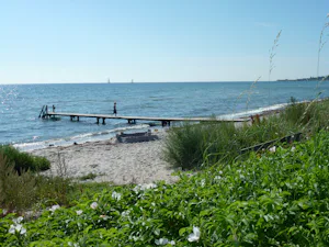 Ballen Strandcamping - Badestrand beim Campingplatz