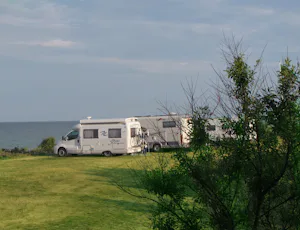 Ballen Strandcamping - Wohnmobilstellplatz am Meer auf dem Campingplatz